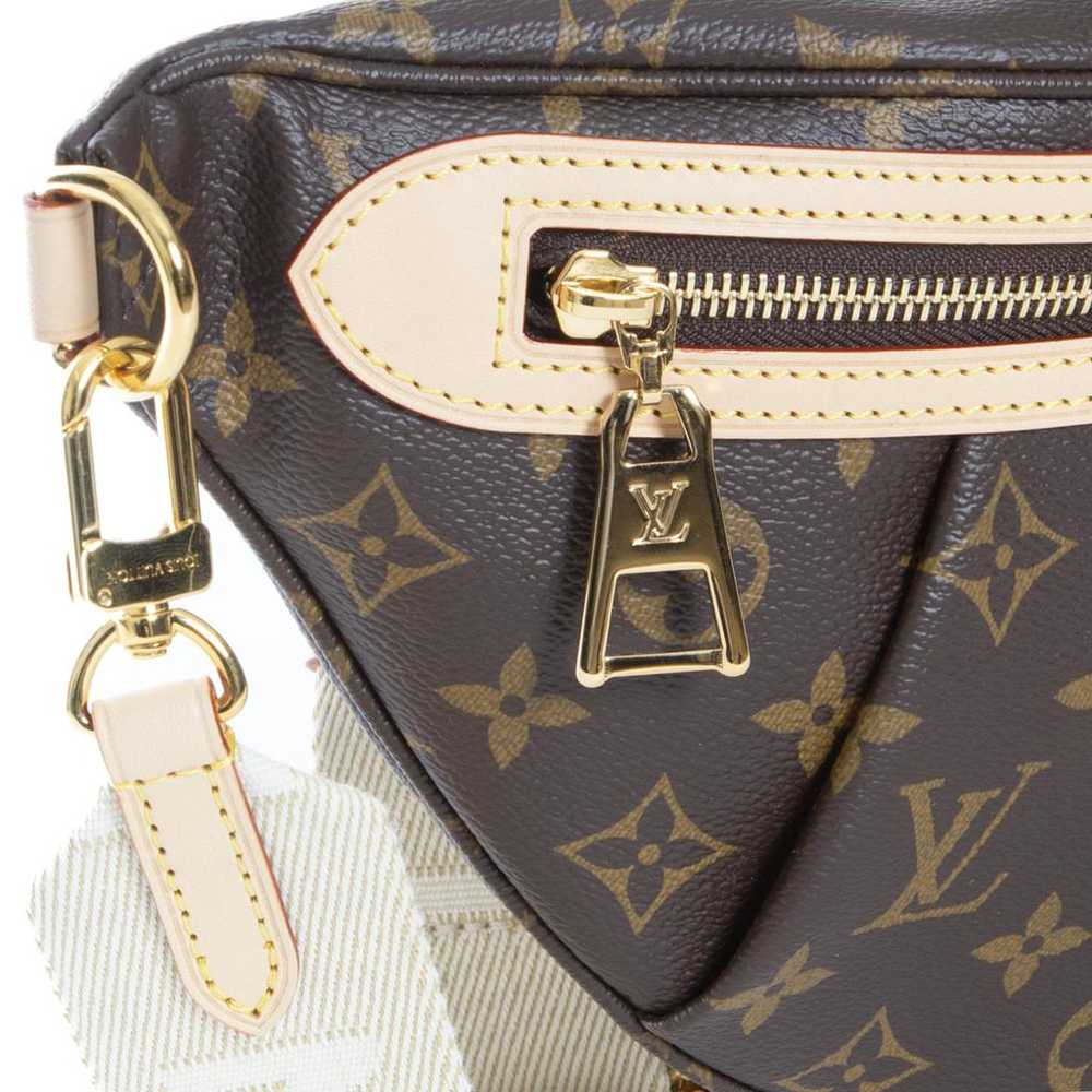 Louis Vuitton Bum Bag / Sac Ceinture leather hand… - image 7