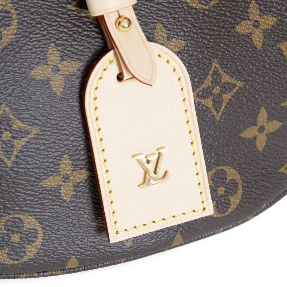 Louis Vuitton Bum Bag / Sac Ceinture leather hand… - image 8