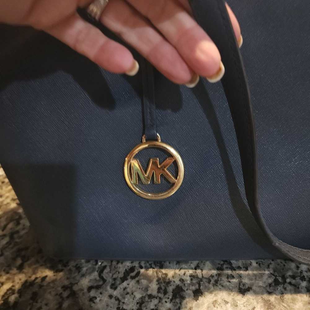 Michael Kors navy leather handbag - large - image 3