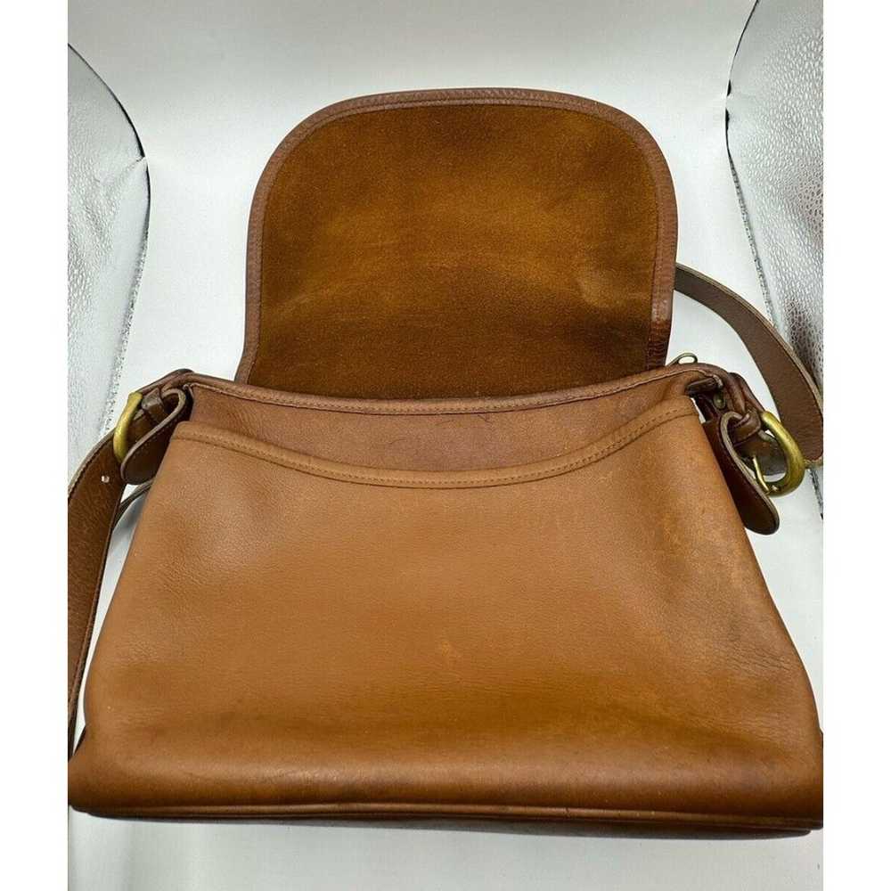 Vintage Coach Classic Shoulder Bag Saddle Leather… - image 7