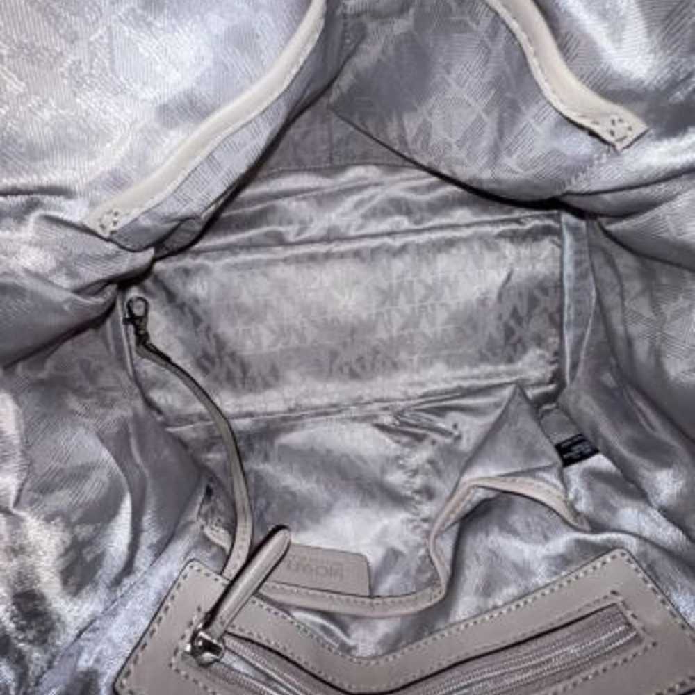 Michael Kors Handbag Gray Leather Handbag Carryon… - image 10