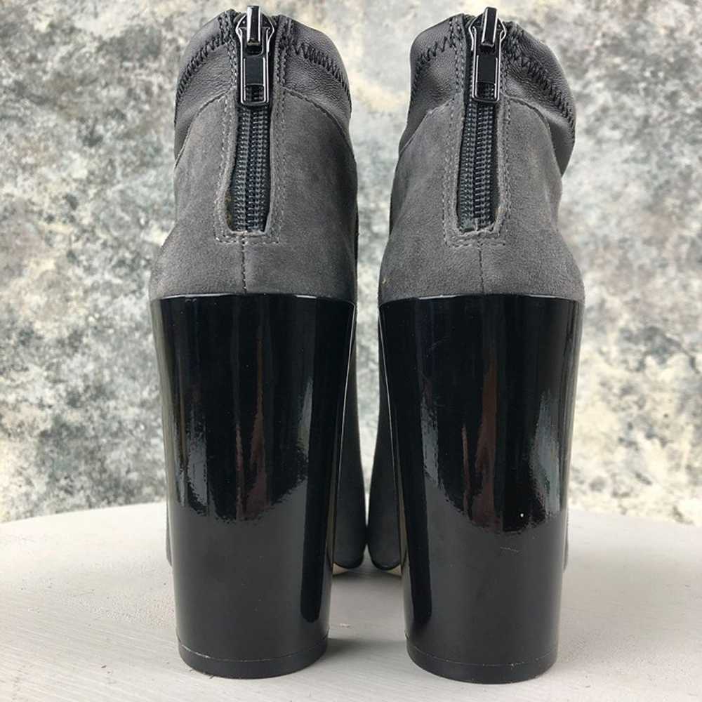 Saks Fifth Avenue Women's Size 5.5M Grey Black Su… - image 7