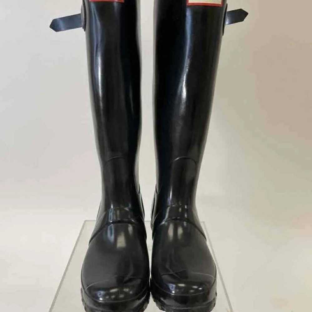Hunter Women's Rain Boots Size W 6 Black or M 5 - image 1