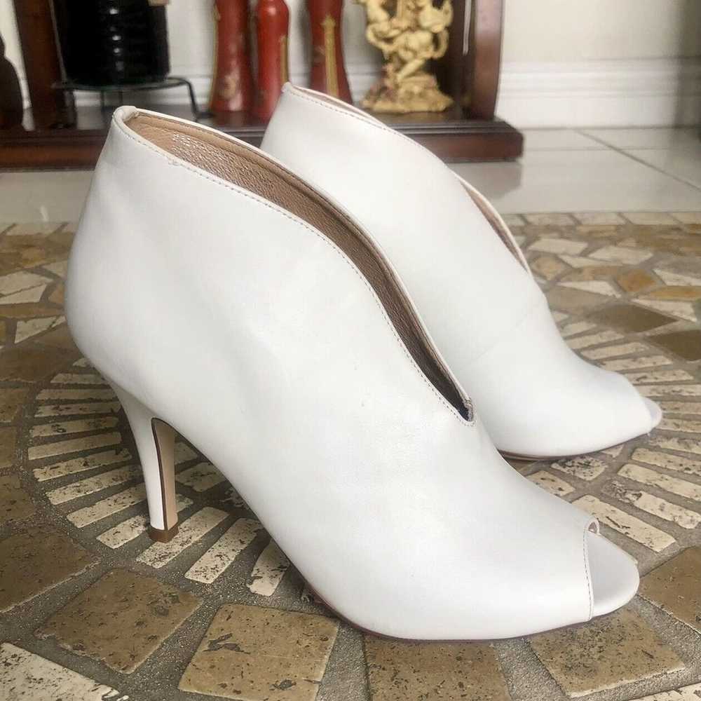 NEW Halogen Rowen Genuine Leather White Ankle Boo… - image 6