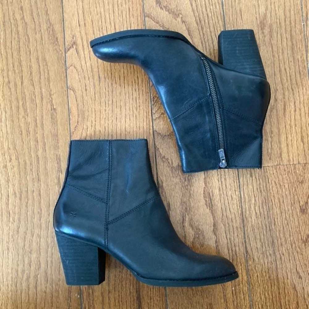 frye monroe seamed suede bootie