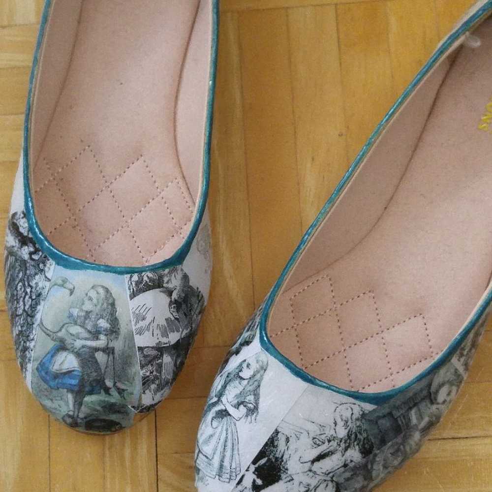 Alice in Wonderland Shoes Flats - image 2