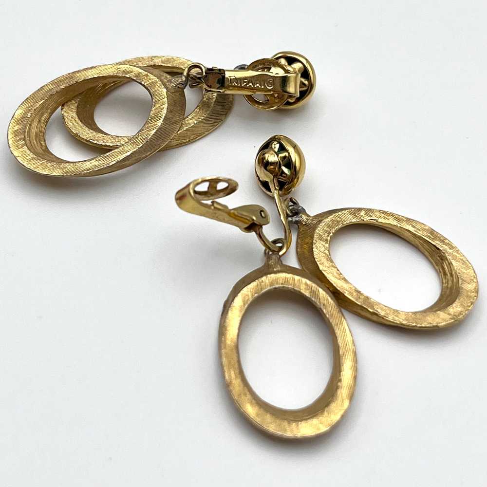 1960s Trifari Crown Gold Dangle Earrings - image 3