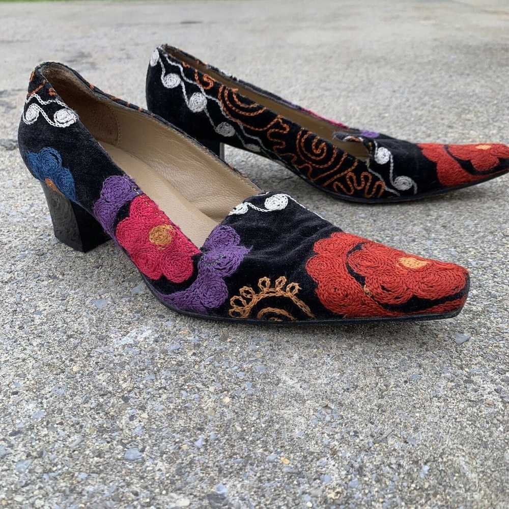 Vintage Shoes 70s 80s Embroidered Pointed Square … - image 9