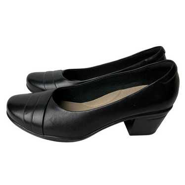 Clarks Collection Black Leather Pumps, Women's Si… - image 1