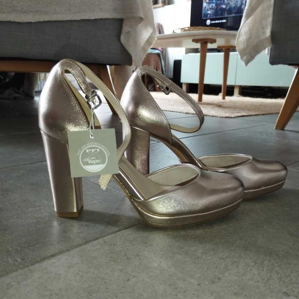 Tamaris Vegan leather heels - image 2