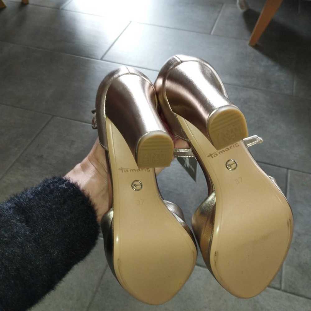 Tamaris Vegan leather heels - image 5