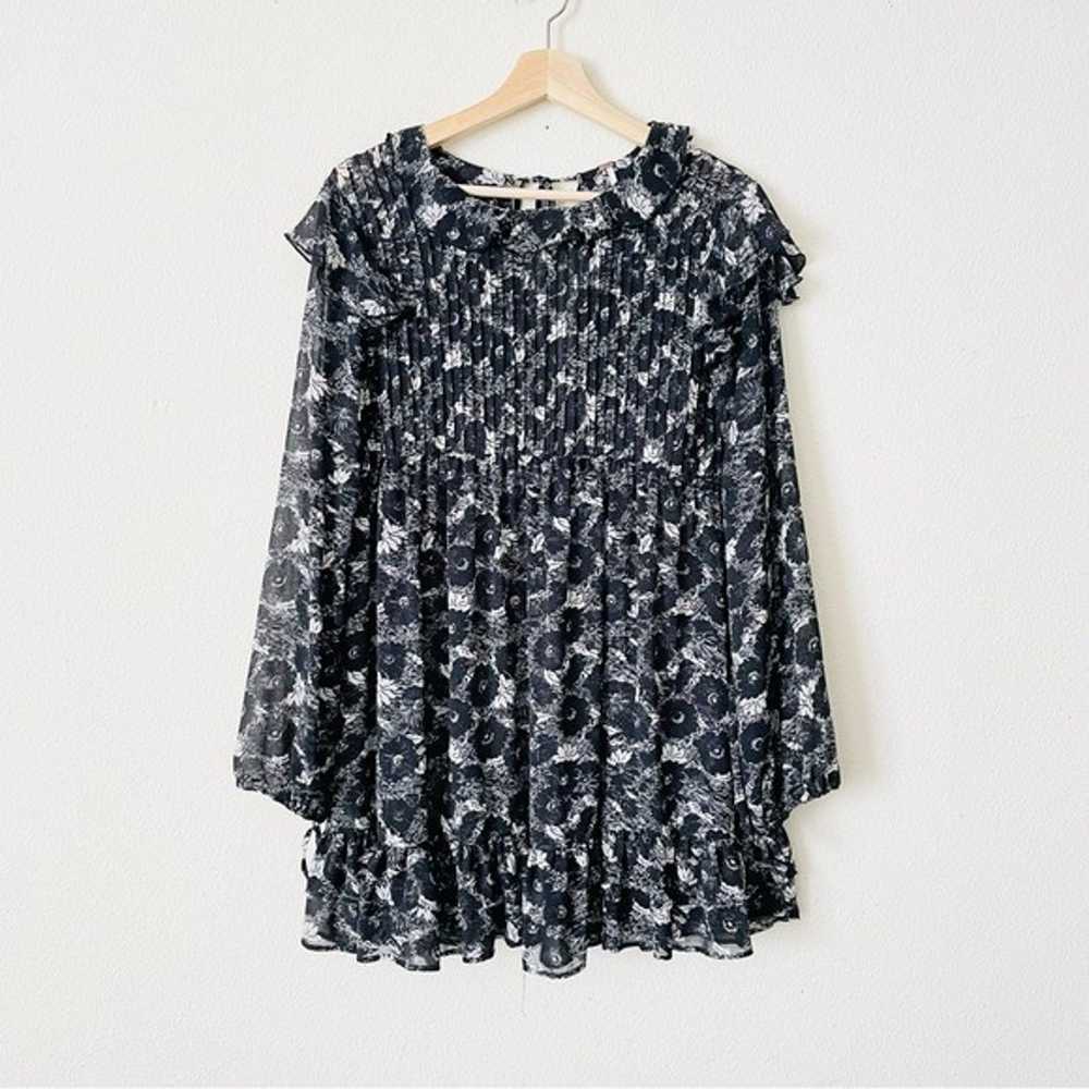 Free People SMALL These Dreams black floral tunic… - image 4