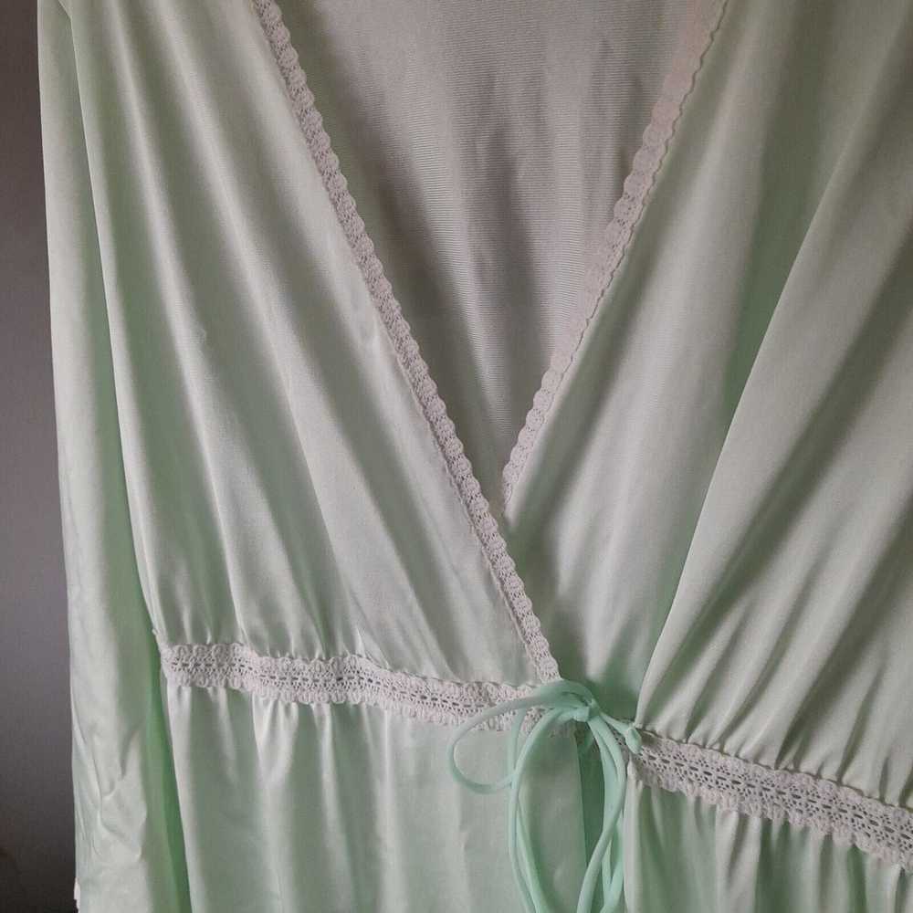 Lorraine Vintage Nightgown Lingerie Robe in Mint … - image 9