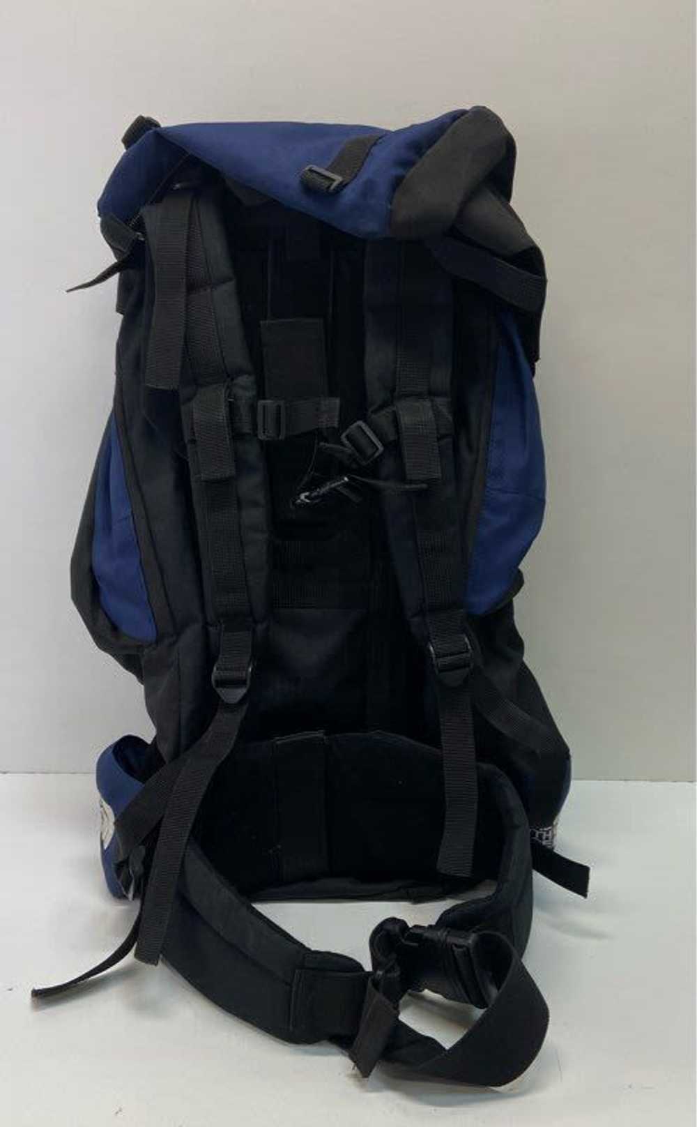 The North Face Navy Blue Nylon Large Camping Hiki… - image 3