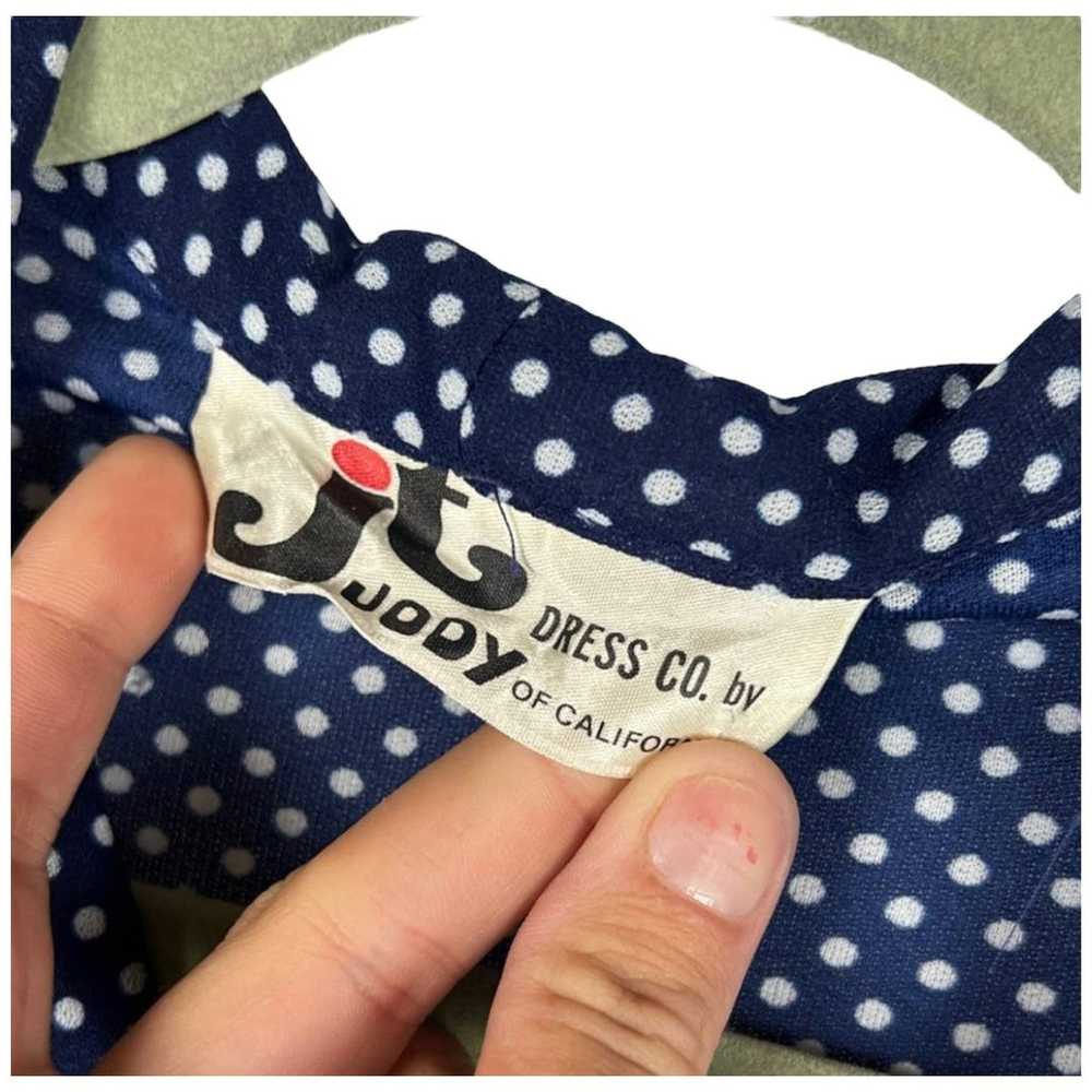 50s dress blue white polka dot buttons cuffed sle… - image 4