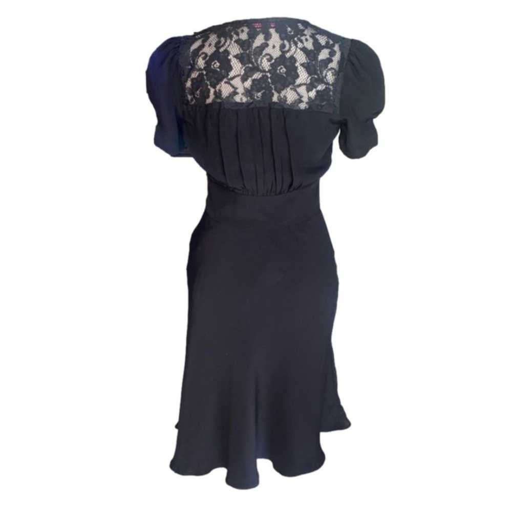 Betsey Johnson Black Silk Floral Lace Short Sleev… - image 2