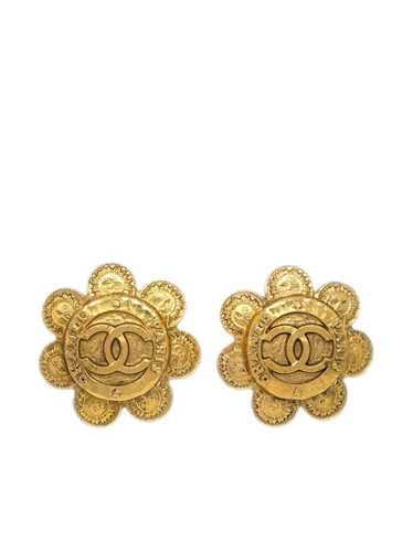 CHANEL Pre-Owned 1980-1990s gold plated Flower CC… - image 1