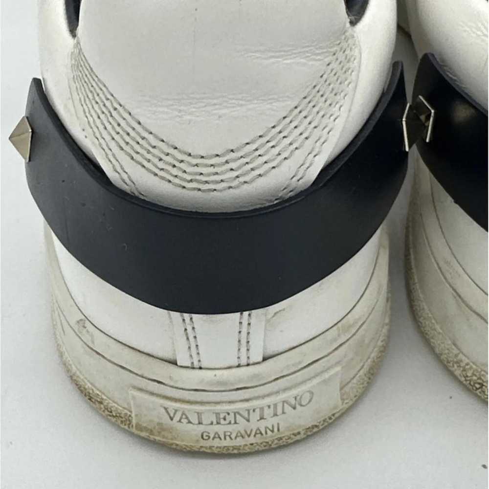 Valentino Garavani Backnet leather low trainers - image 6