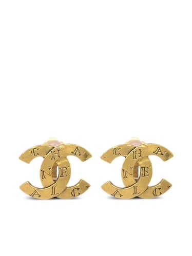 CHANEL Pre-Owned 1999 gold plated CC clip-on earr… - image 1