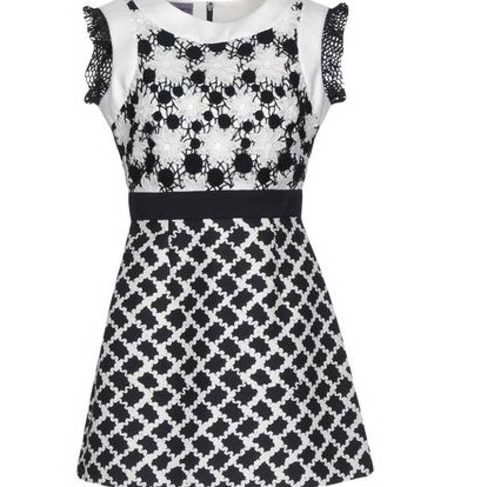 EMANUEL UNGARO Black and White Lace Short Dress S… - image 1