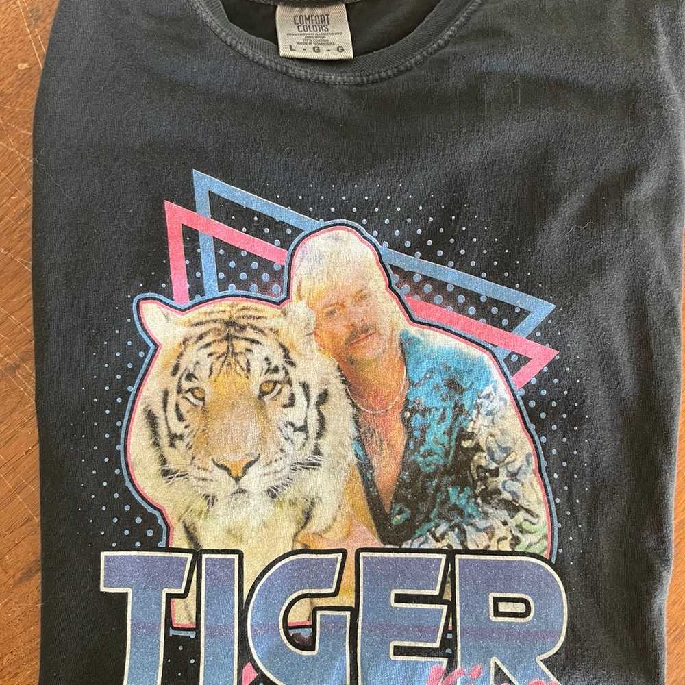 T-Shirt Tiger King Comfort Colors - image 1