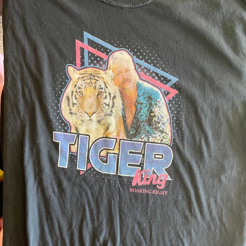 T-Shirt Tiger King Comfort Colors - image 2