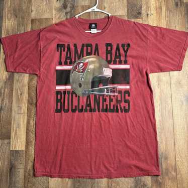 Tampa Bay Buccaneers T-Shirt Men's XL Red Short S… - image 1