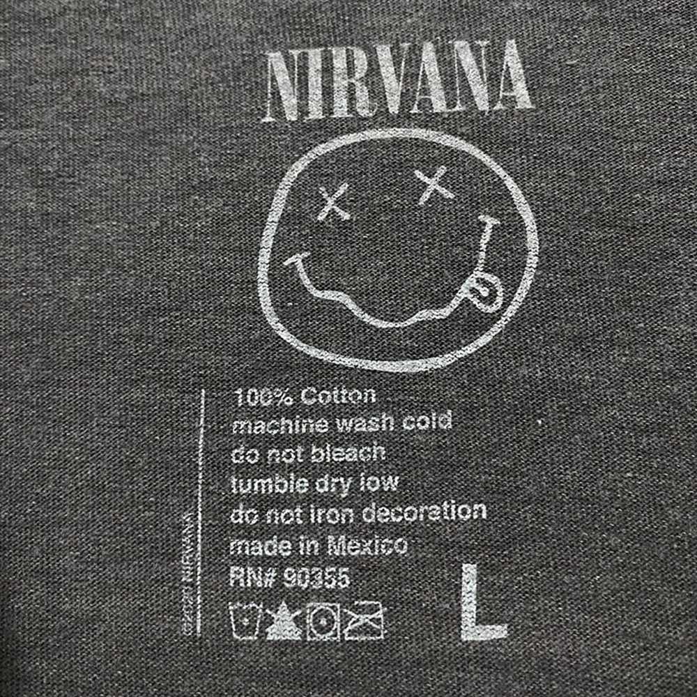 Nirvana Nevermind Rock T-shirt Size Large - image 4
