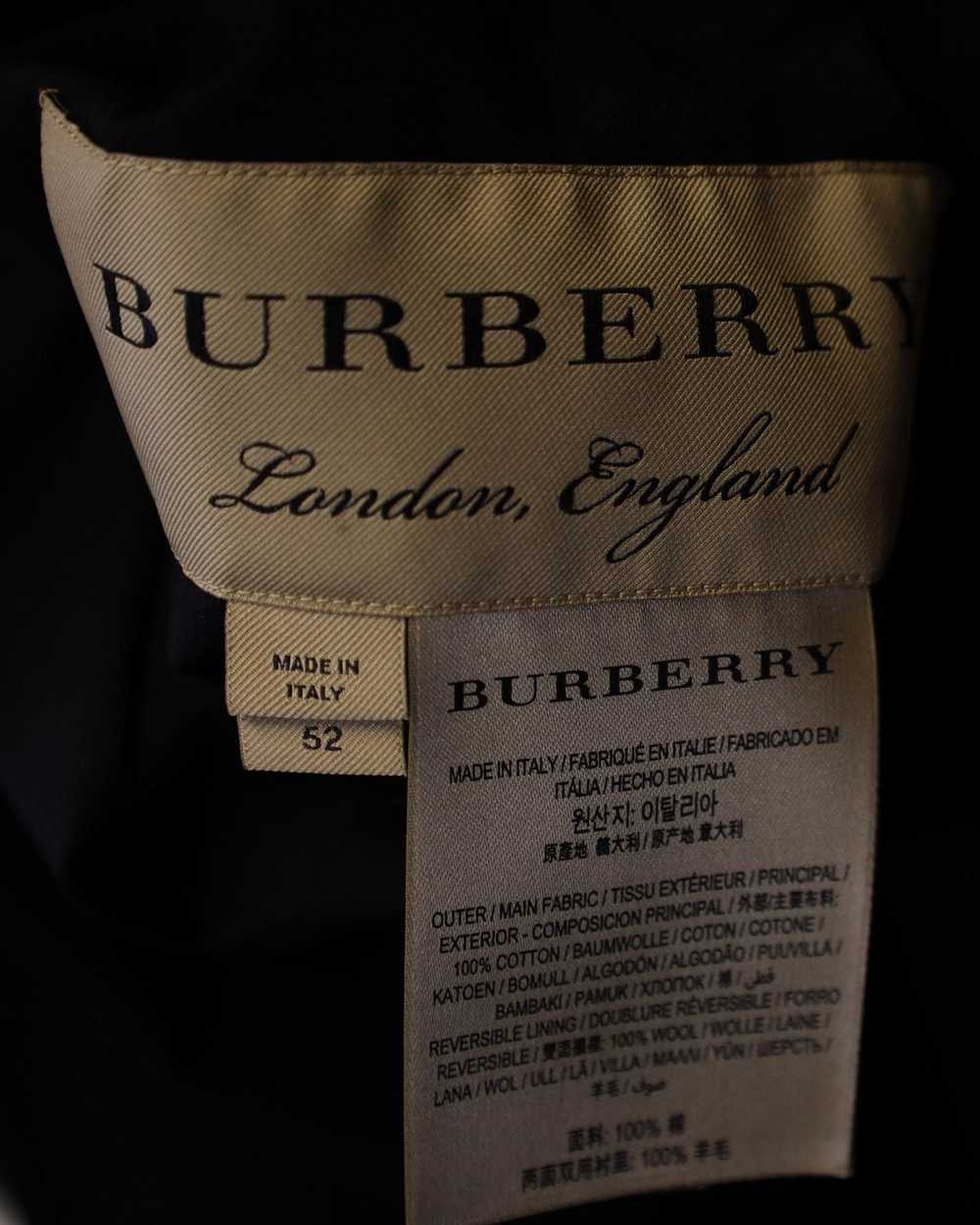 Burberry Reversible Tweed Delaney Trench Coat in … - image 8