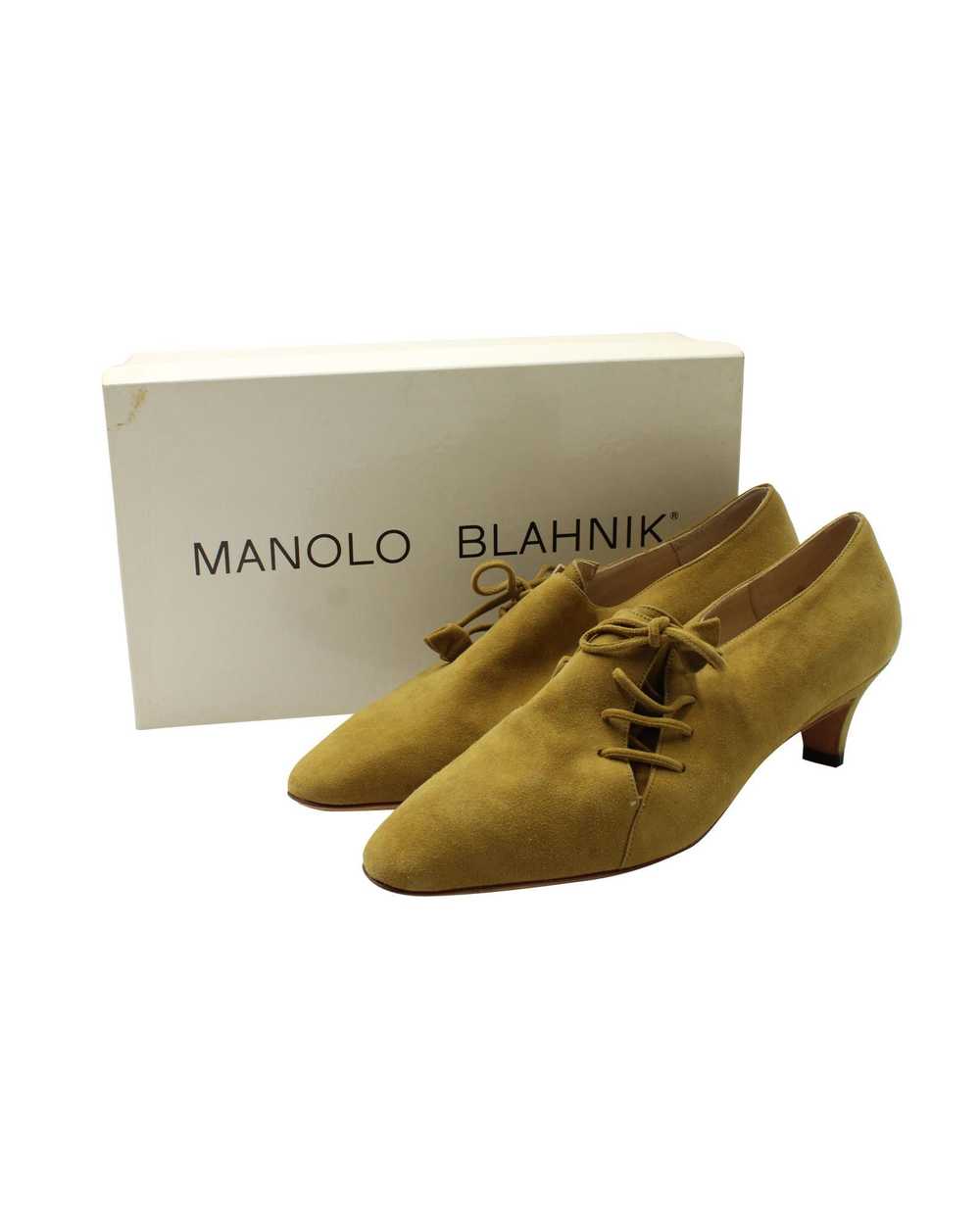 Manolo Blahnik Lace-Up Kitten Heel Pumps in Olive… - image 10