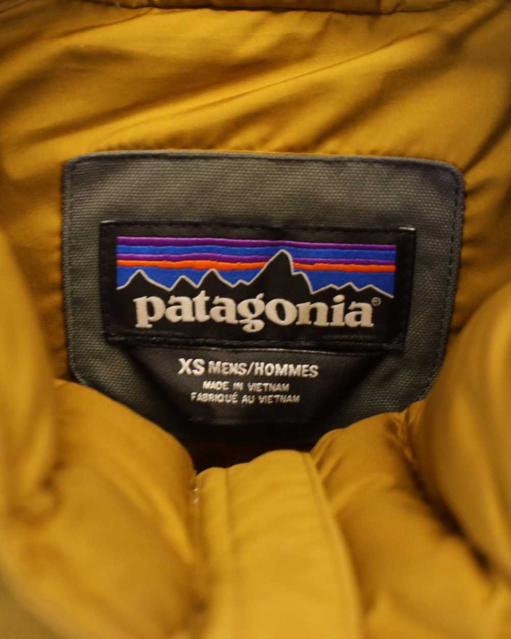 Patagonia Recycled Down Insulated Grey Nylon Jack… - image 3