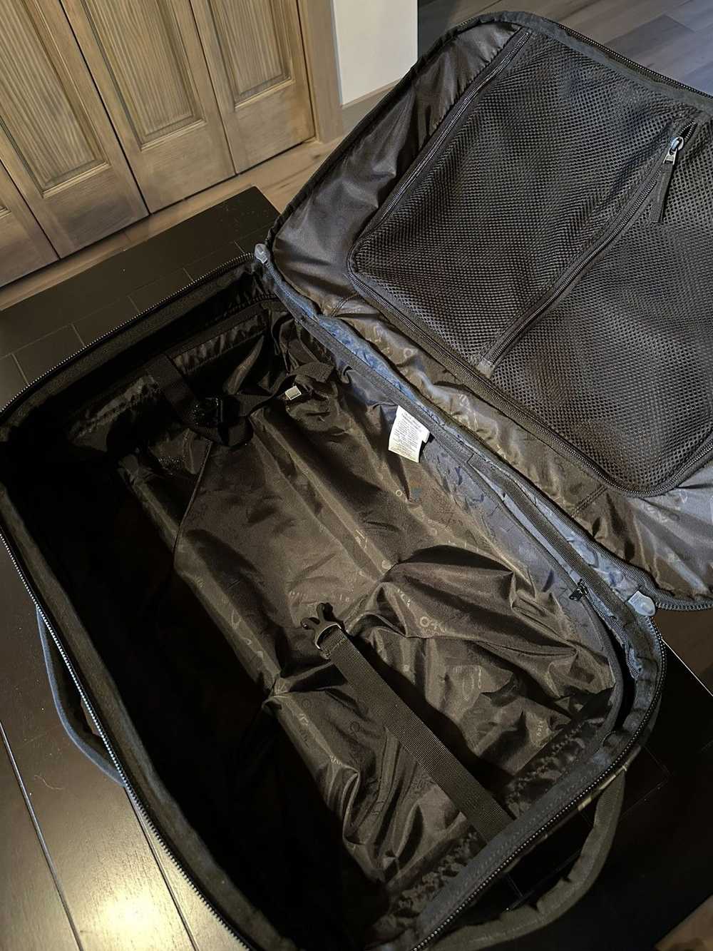 Oakley Oakley Suitcase - image 3
