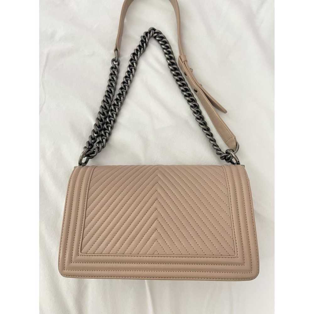 Chanel Boy leather crossbody bag - image 5