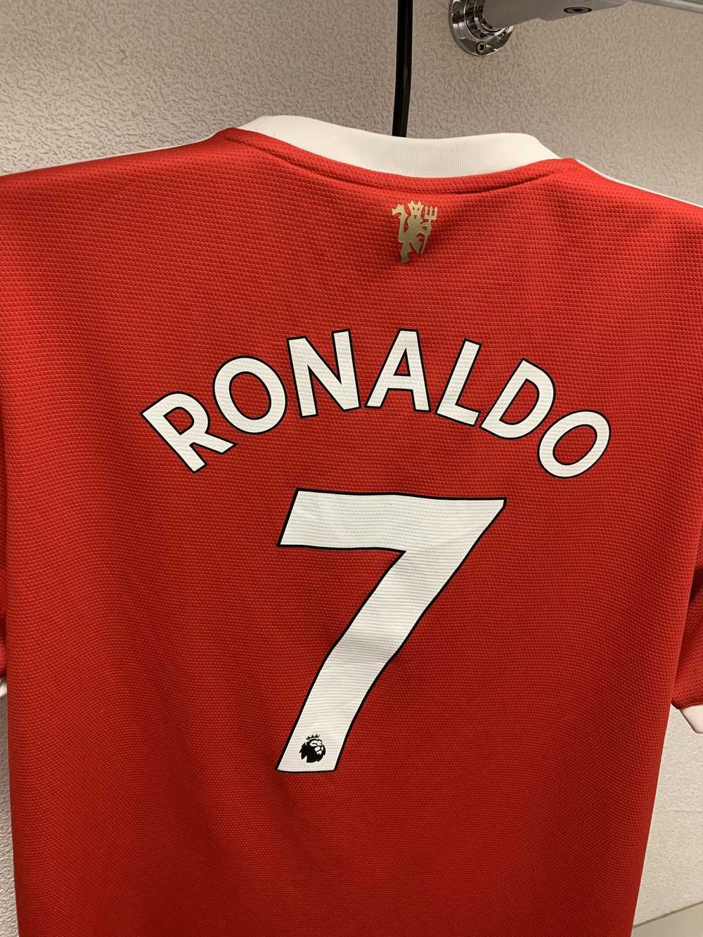 Adidas × Manchester United × Soccer Jersey Ronald… - image 4
