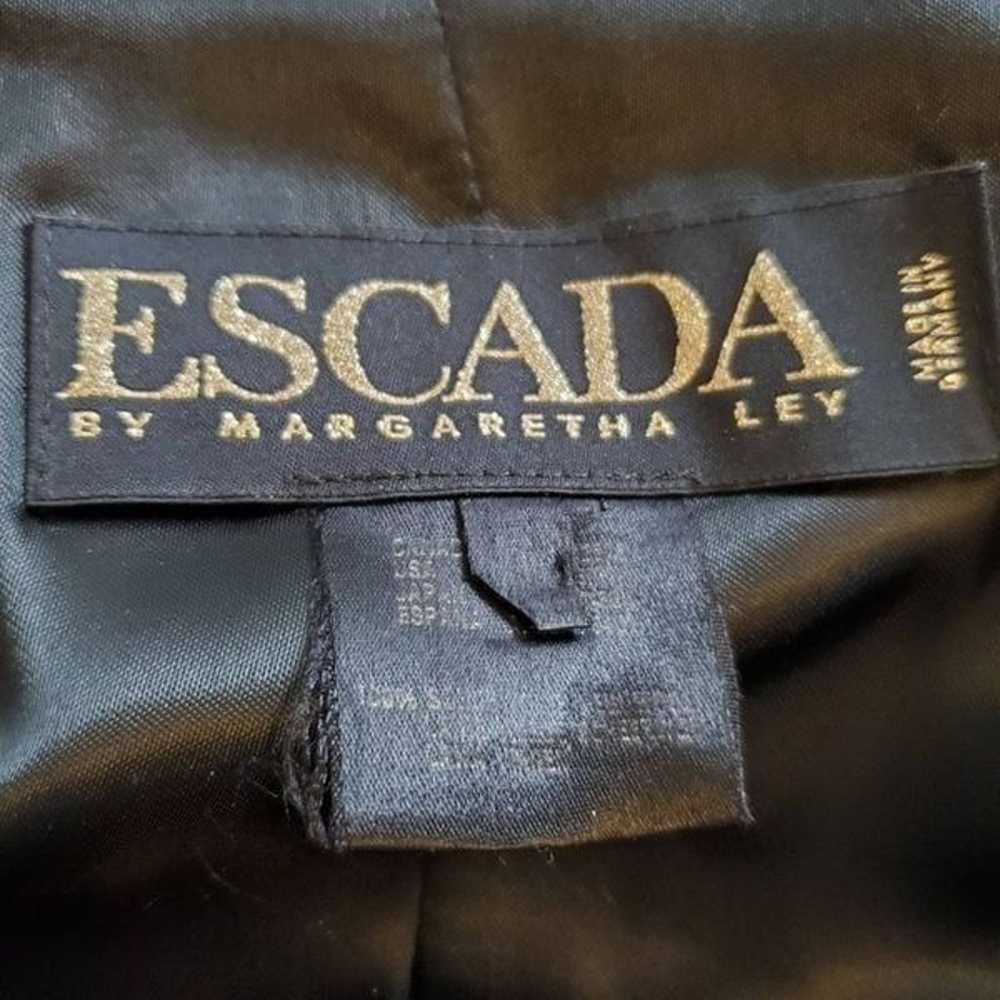 Escada Black Wool and Velvet Blazer Jacket - image 6