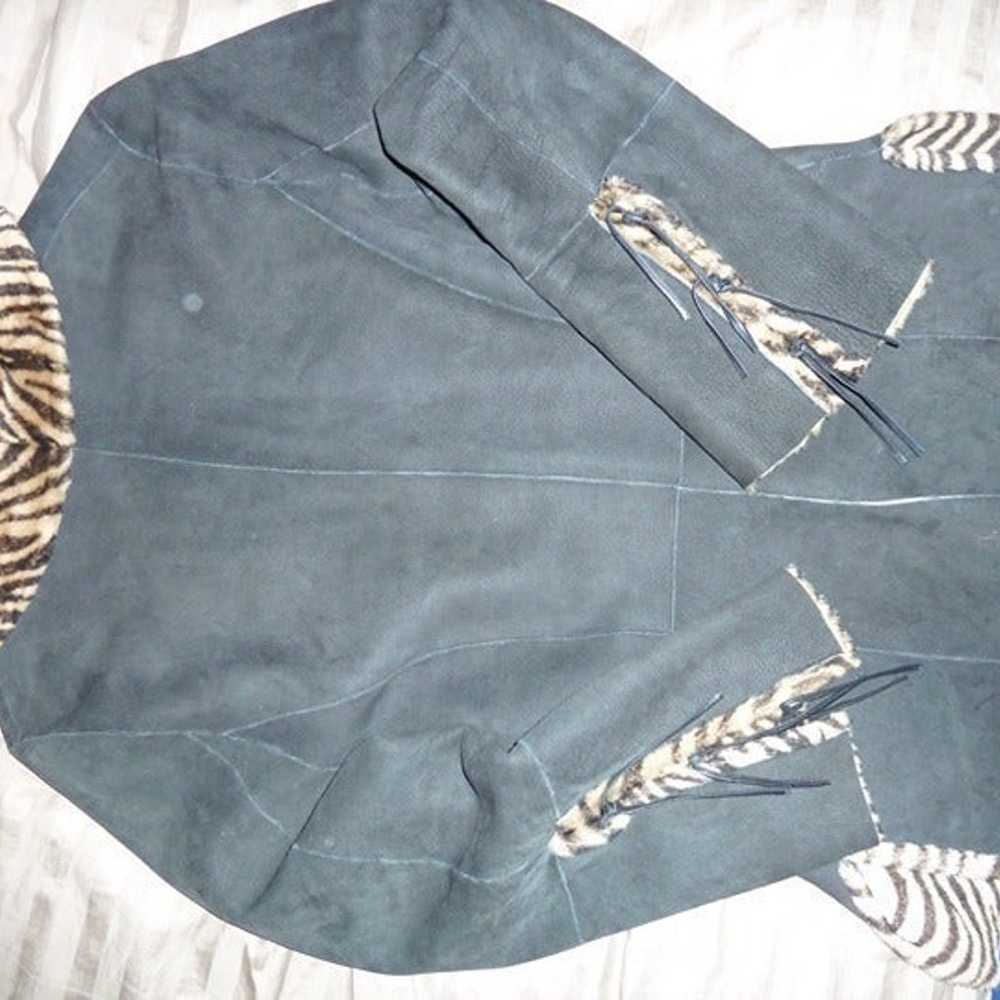 Blumarine Leopard inside Shearrling Jacket size 42 - image 4