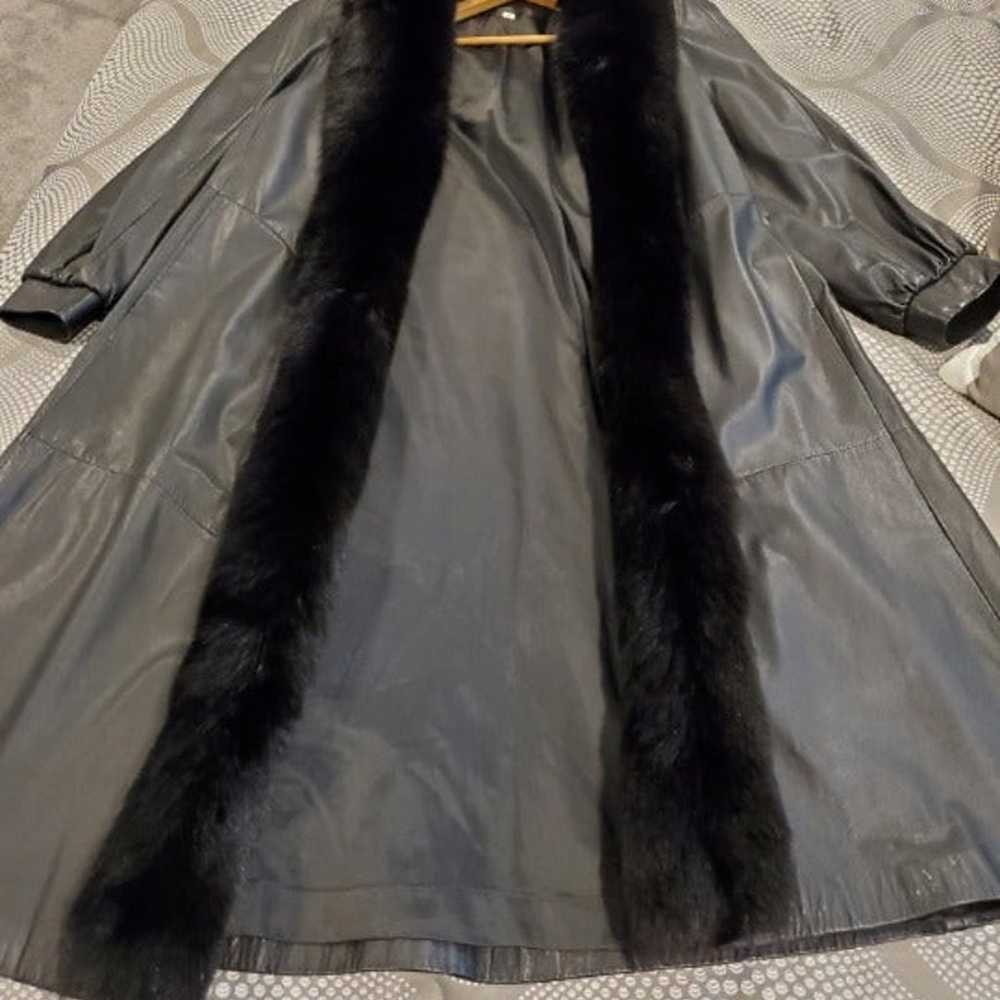 Leather/fox coat - image 2