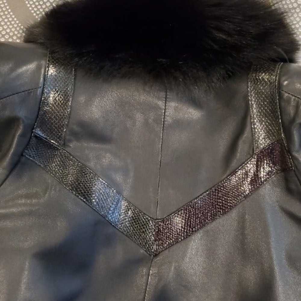 Leather/fox coat - image 3