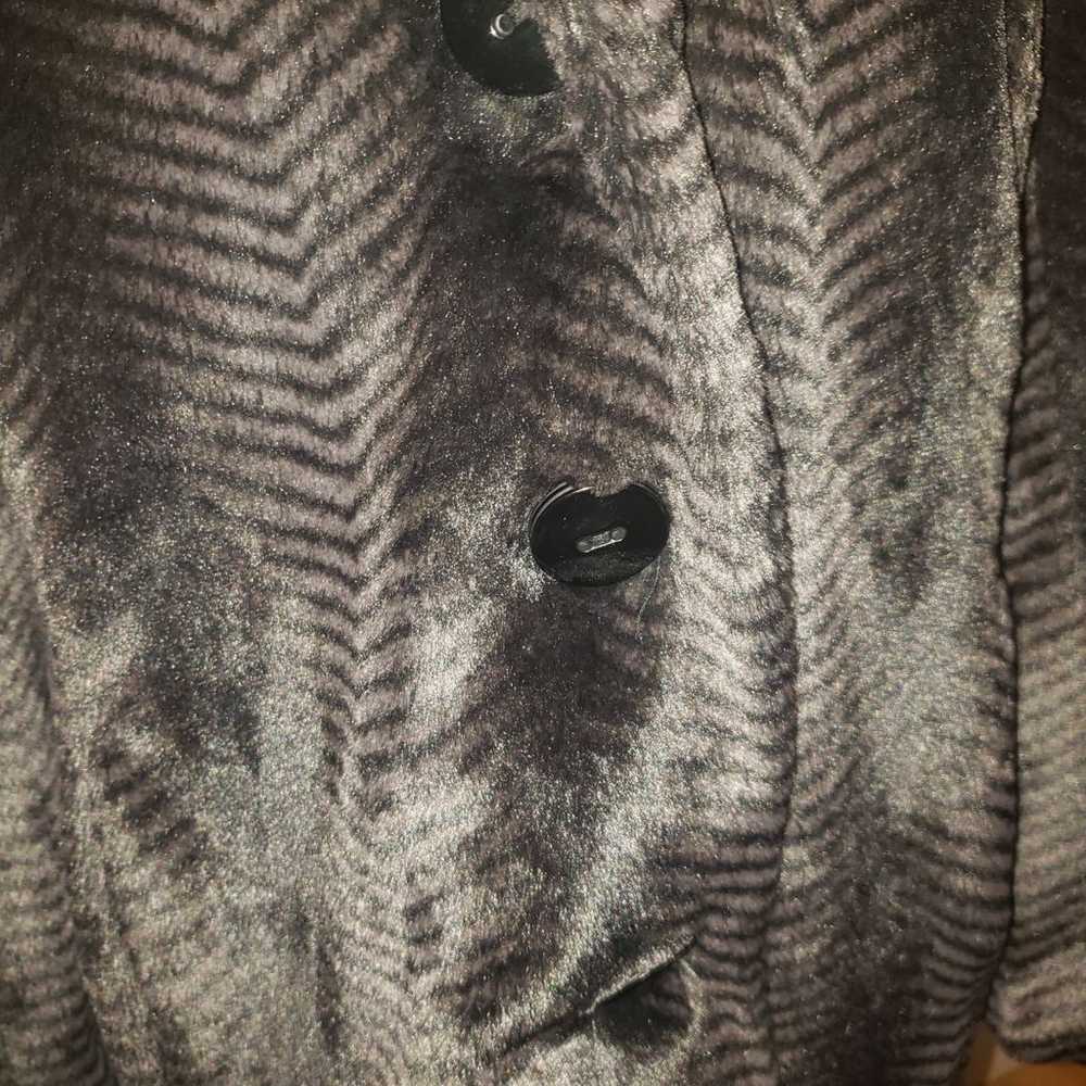 Neiman Marcus Exclusive Fur Coat Jacket - image 3