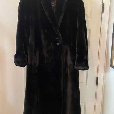 St  John faux fur coat - long - image 1