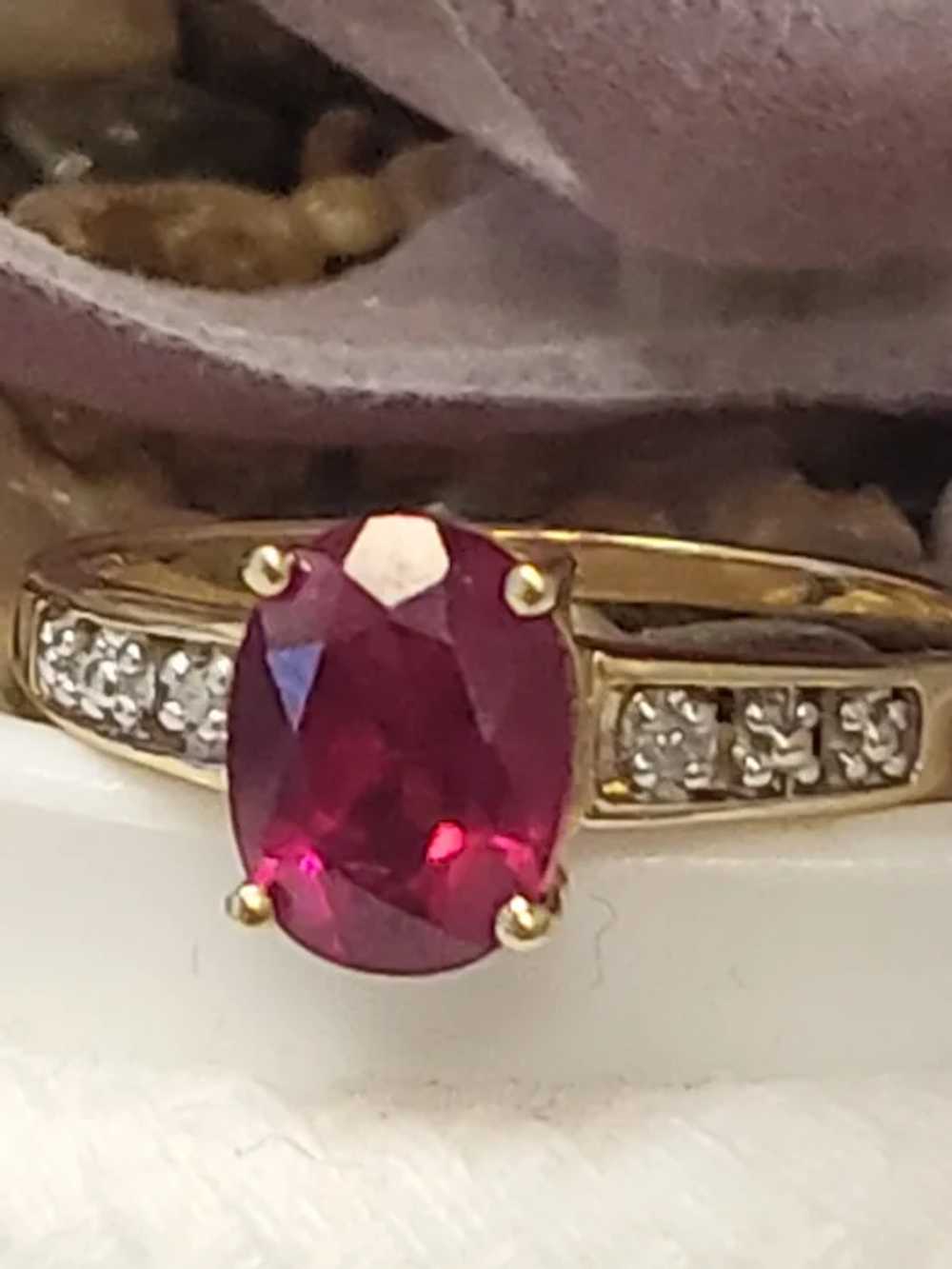 10K YG Ruby and White Sapphire Ring Size 7 - image 3