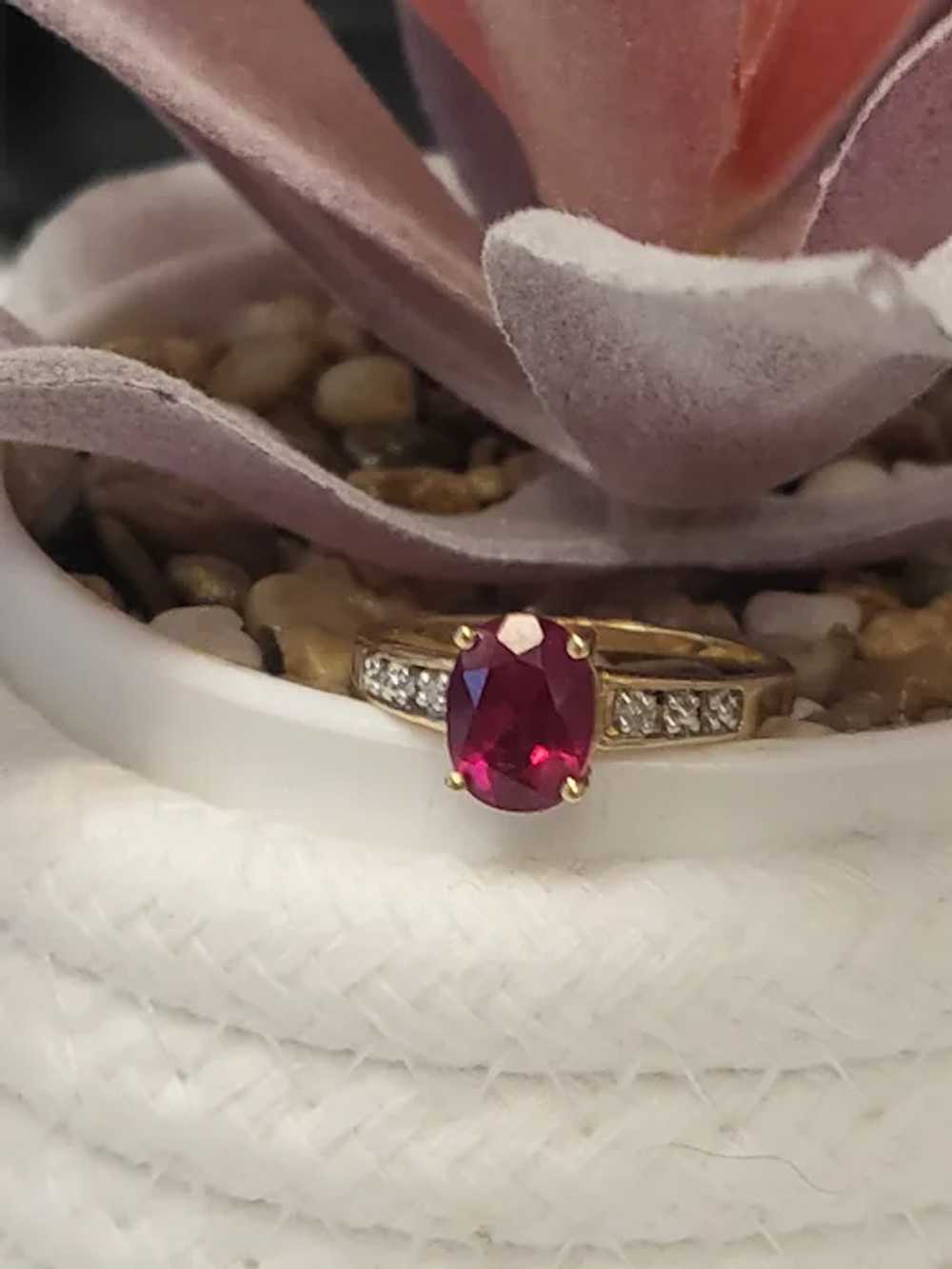10K YG Ruby and White Sapphire Ring Size 7 - image 4