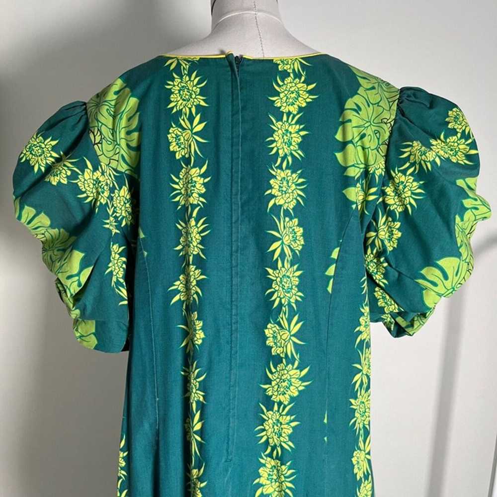 T&L MUUMUU FACTORY Vintage Hawaiian Dress M/L Gre… - image 10