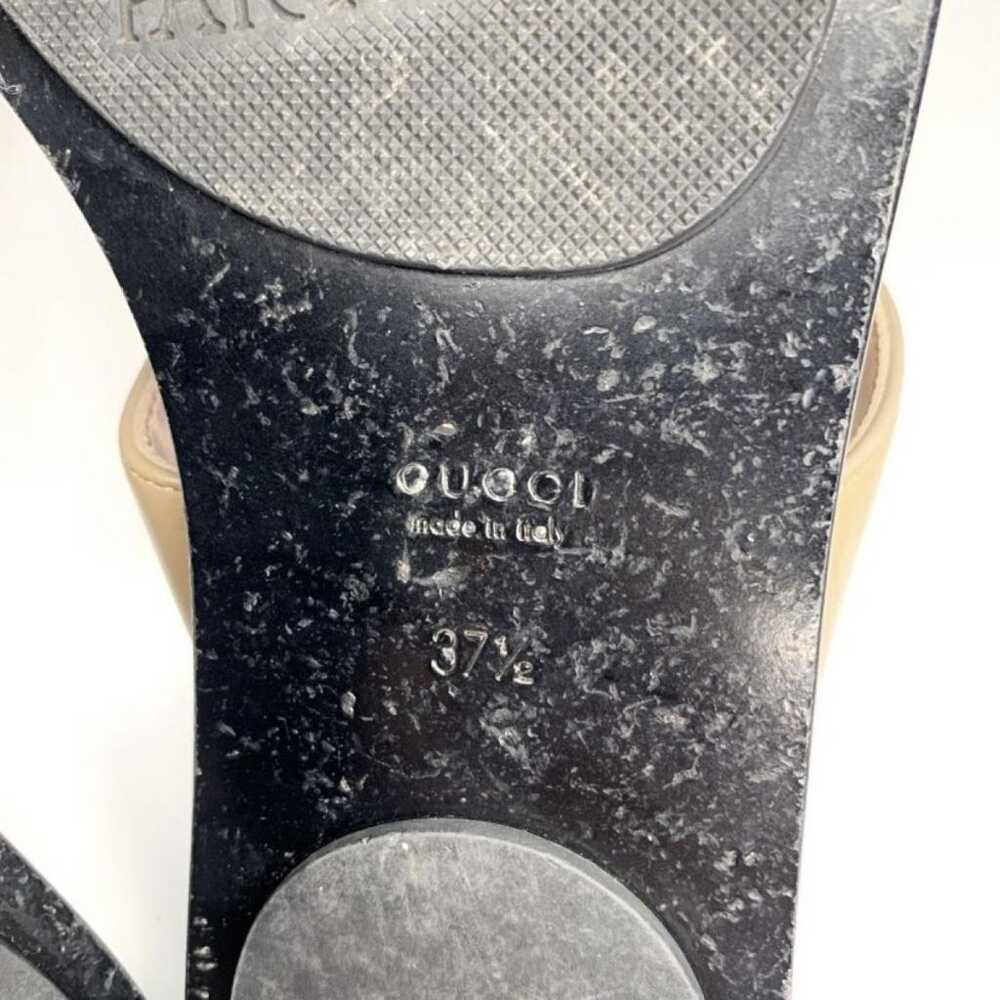 Gucci Double G leather flip flops - image 9