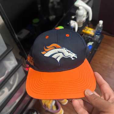 Twins Enterprise Vintage Denver Broncos Hat - image 1