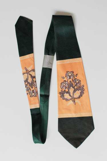 1940s Dark Green Floral Bouquet Print Rayon Neckti