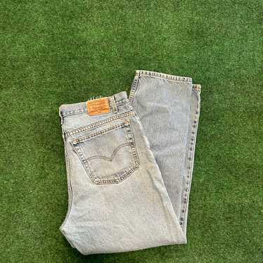 Vintage Levi’s brown tab jeans - image 1