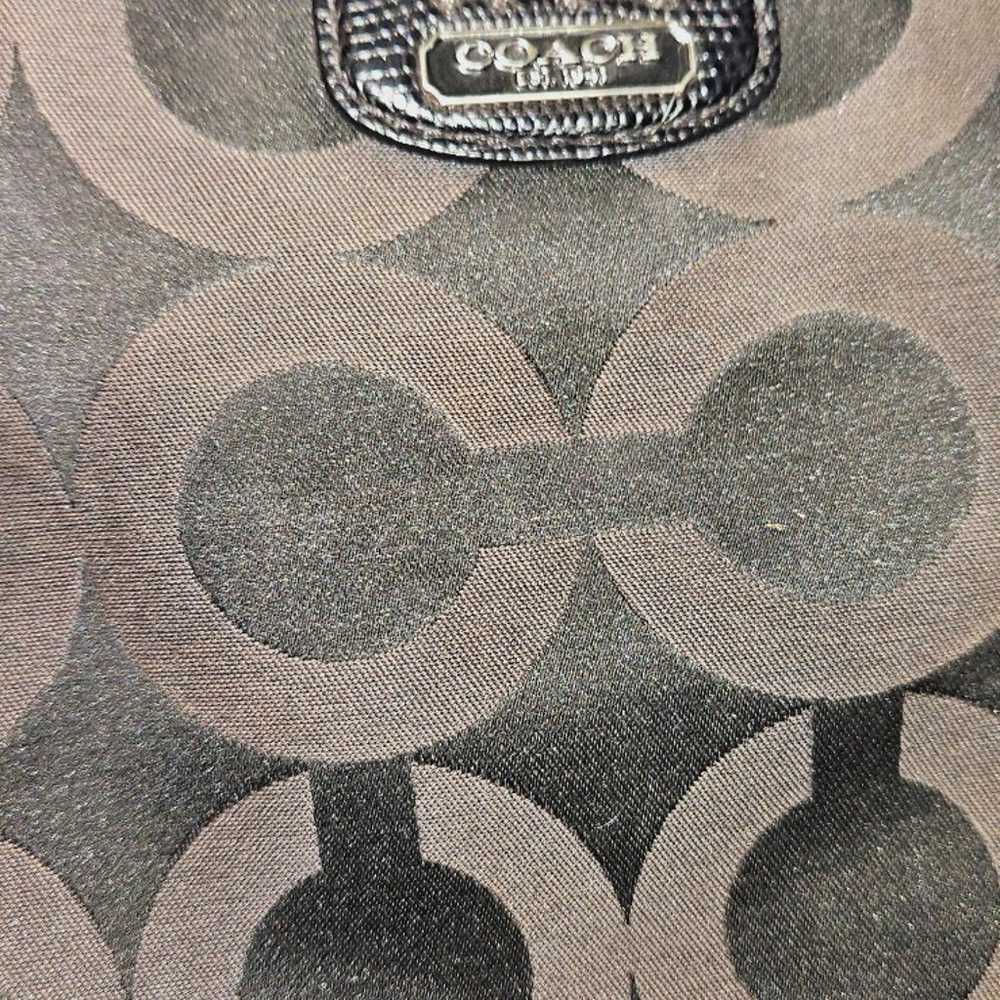Coach Brown Optic Signature Handbag Needs Cleanin… - image 3