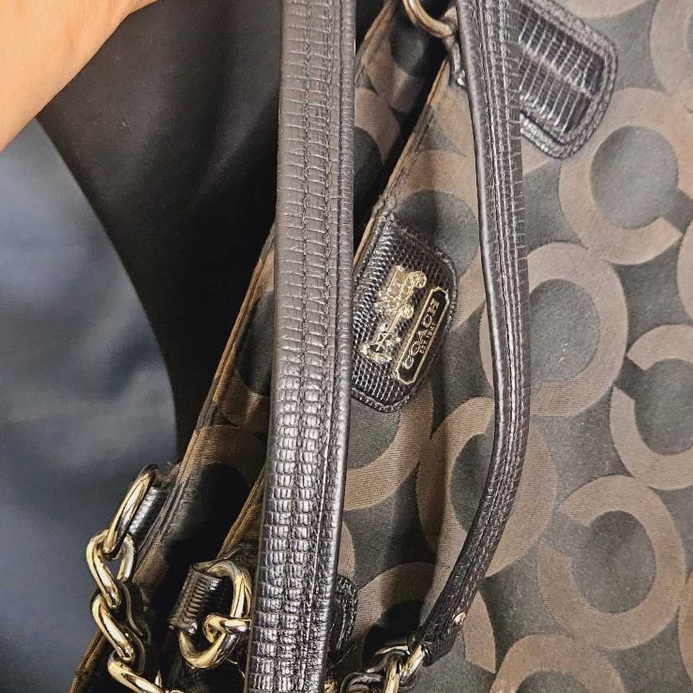 Coach Brown Optic Signature Handbag Needs Cleanin… - image 5