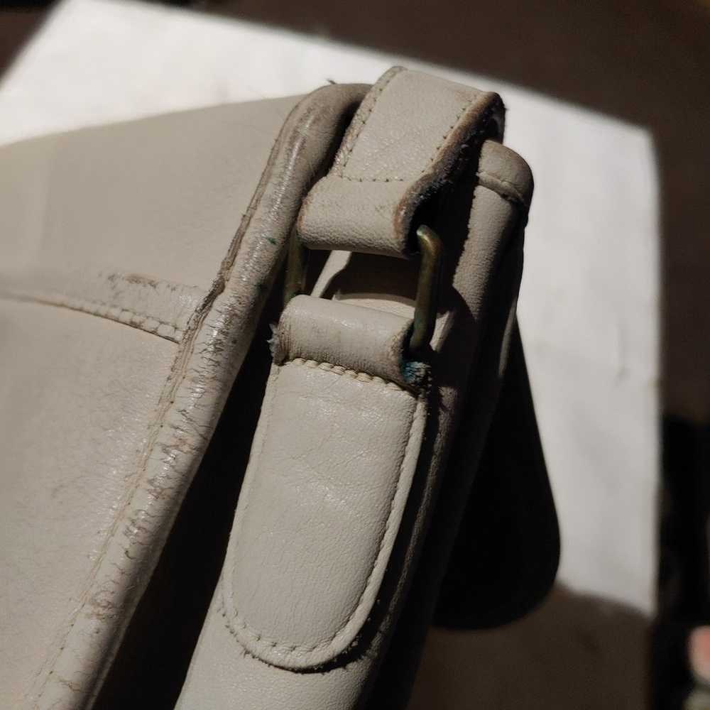 Vintage COACH City Bag Bone Leather Shoulder Cros… - image 9
